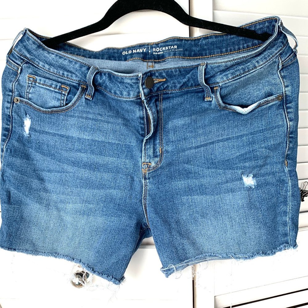 Midrise Old Navy Jean Shorts Distressed Size 14.